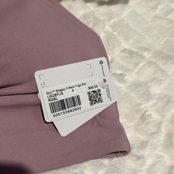 Lululemon Nulu Strappy V-Neck Yoga Bra *Light Support, A/B Cup - Picture 3 of 3